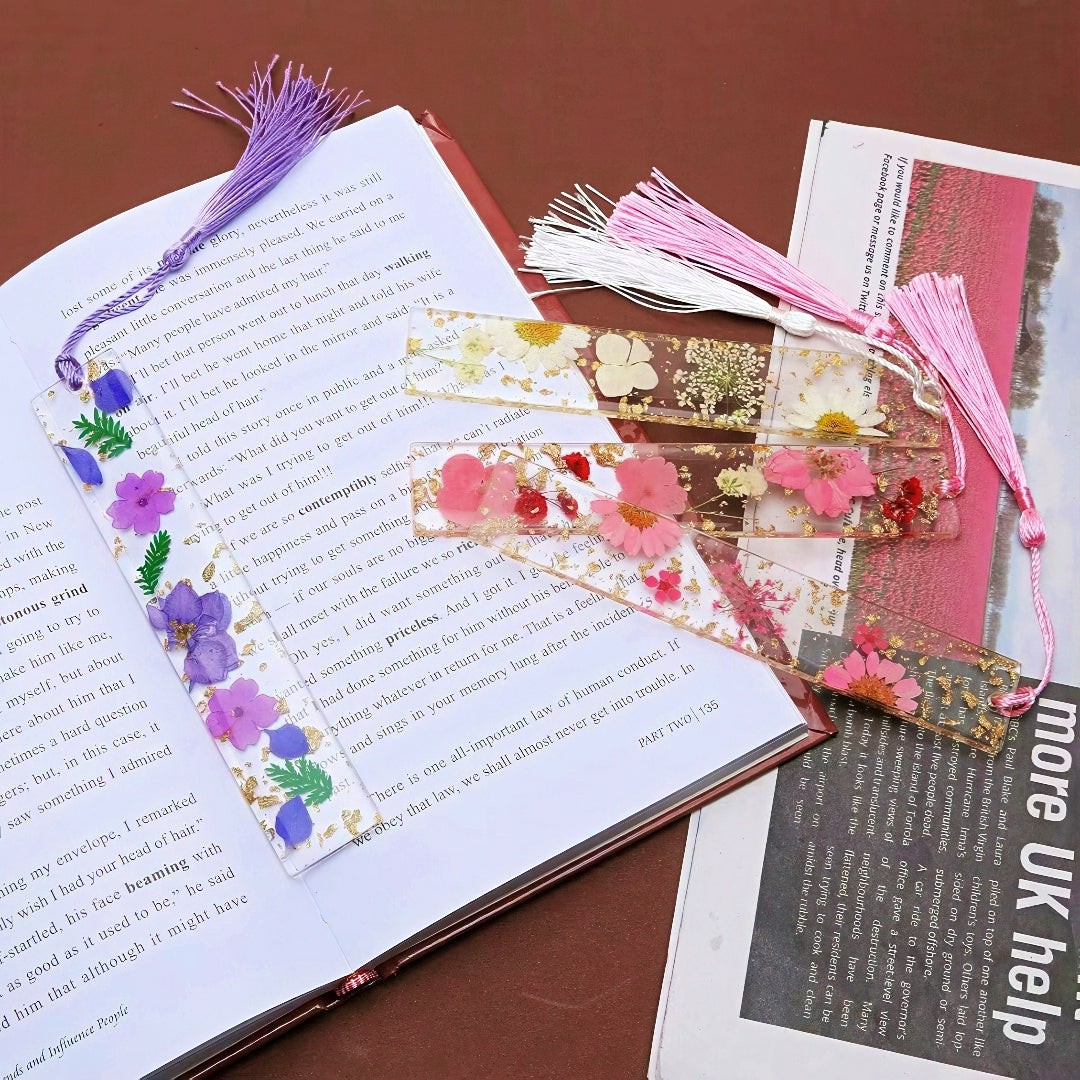 Transparent Acrylic Bookmark with Dried Flowers and Gold Flakes