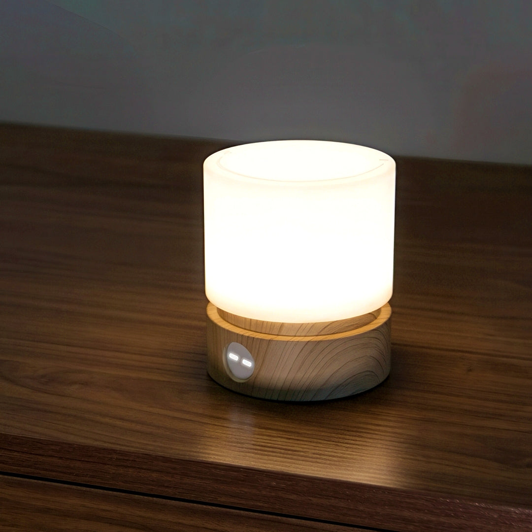 Cylindrical Portable Nightlight with Stepless Dimming