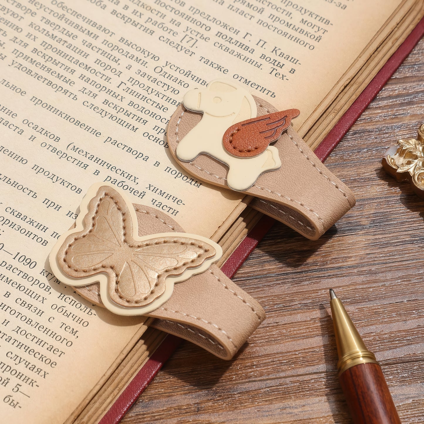 Timeless Magnetic Leather Bookmark