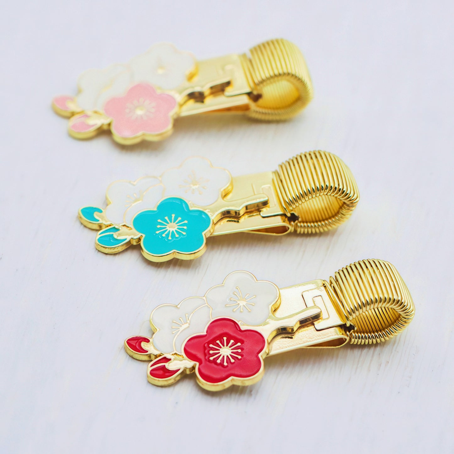 Cherry Blossom Metal Pen Clip Holder