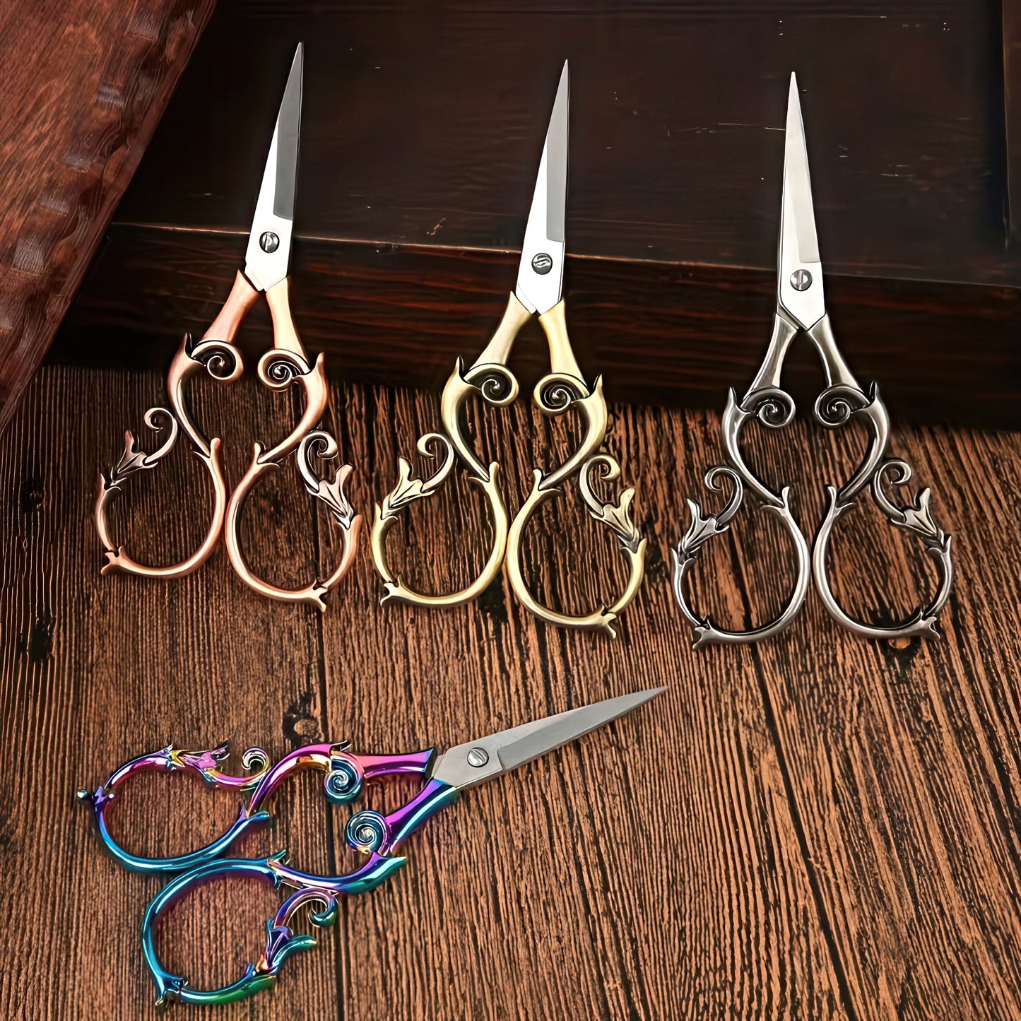 Vintage Floral Style Scissors