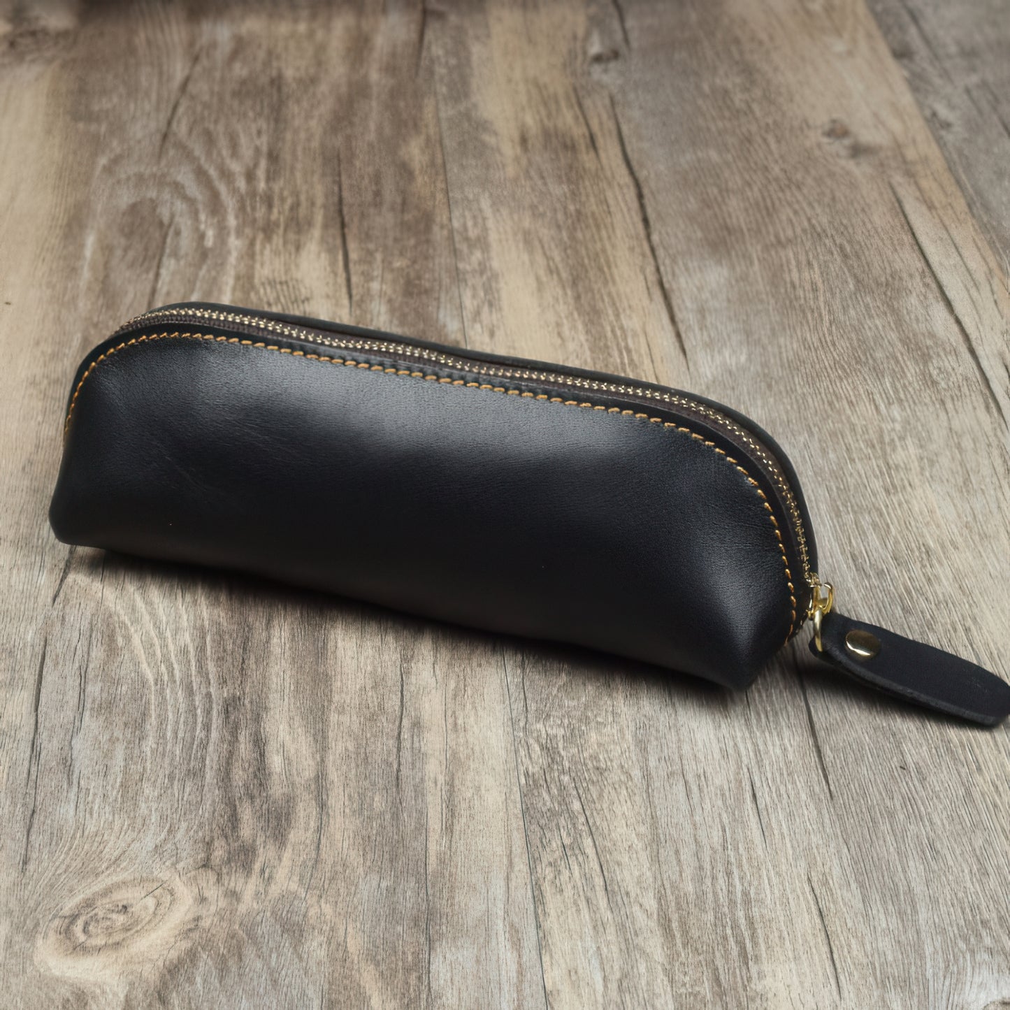 Retro Handmade Cowhide Pencil Case