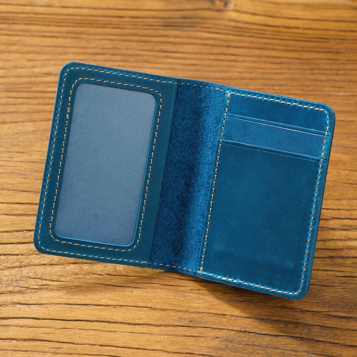 Dyed Cowhide Card Holder Wallet