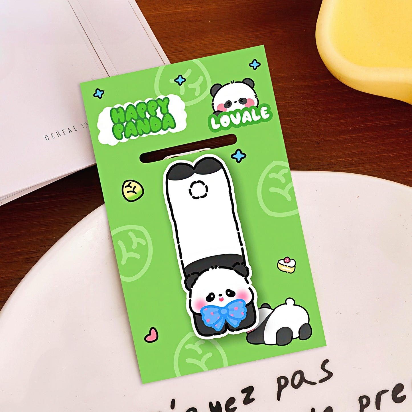 Cute Crawling Pet Magnetic Bookmark