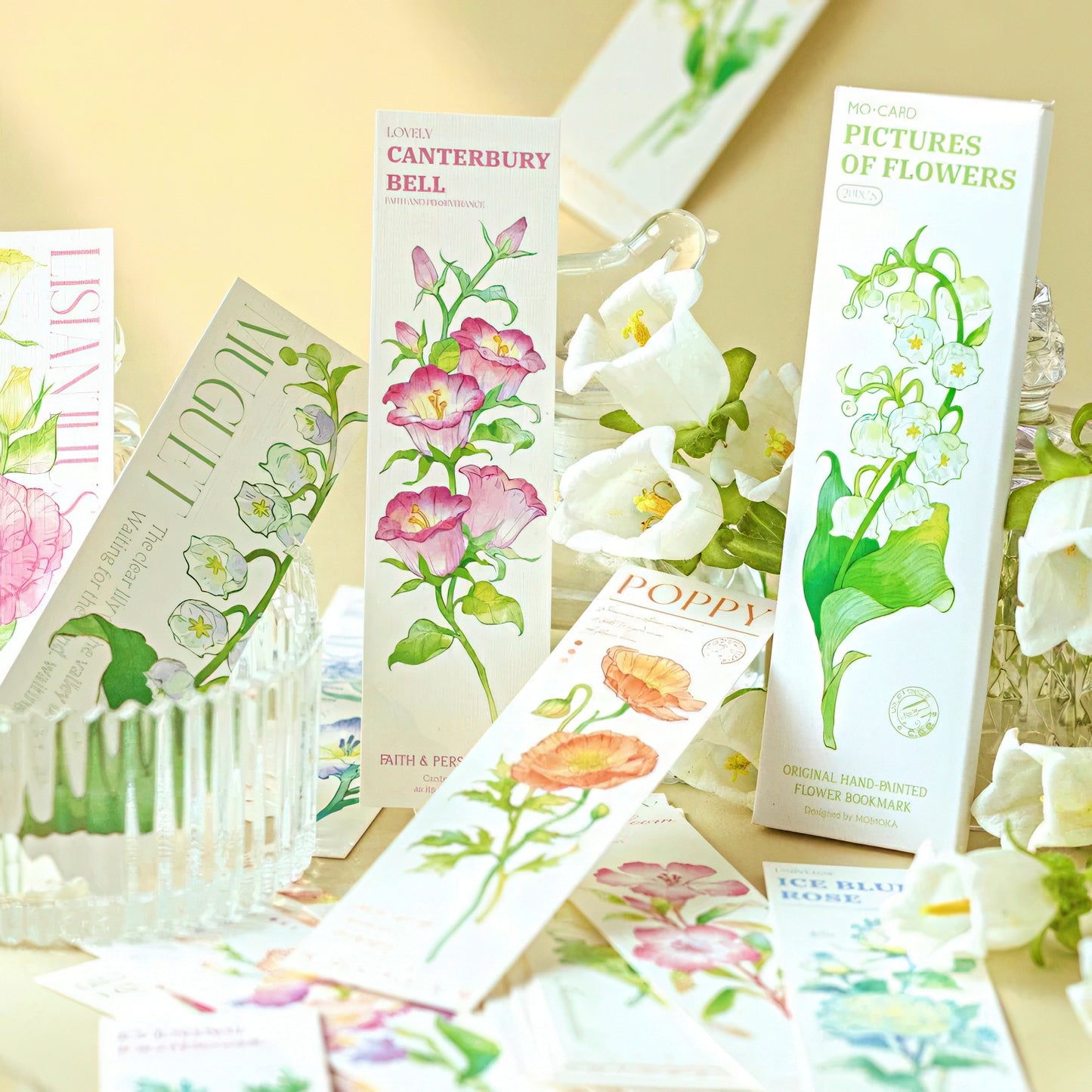 Pictures of Flowers Paper Bookmark Set