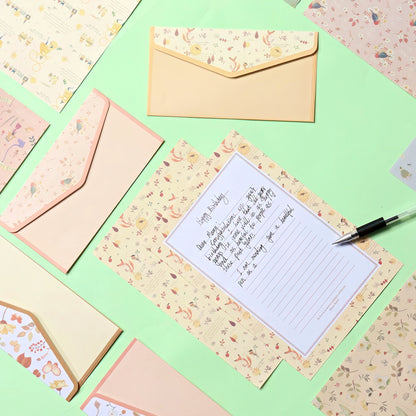 Retro Floral Theme Envelope Set