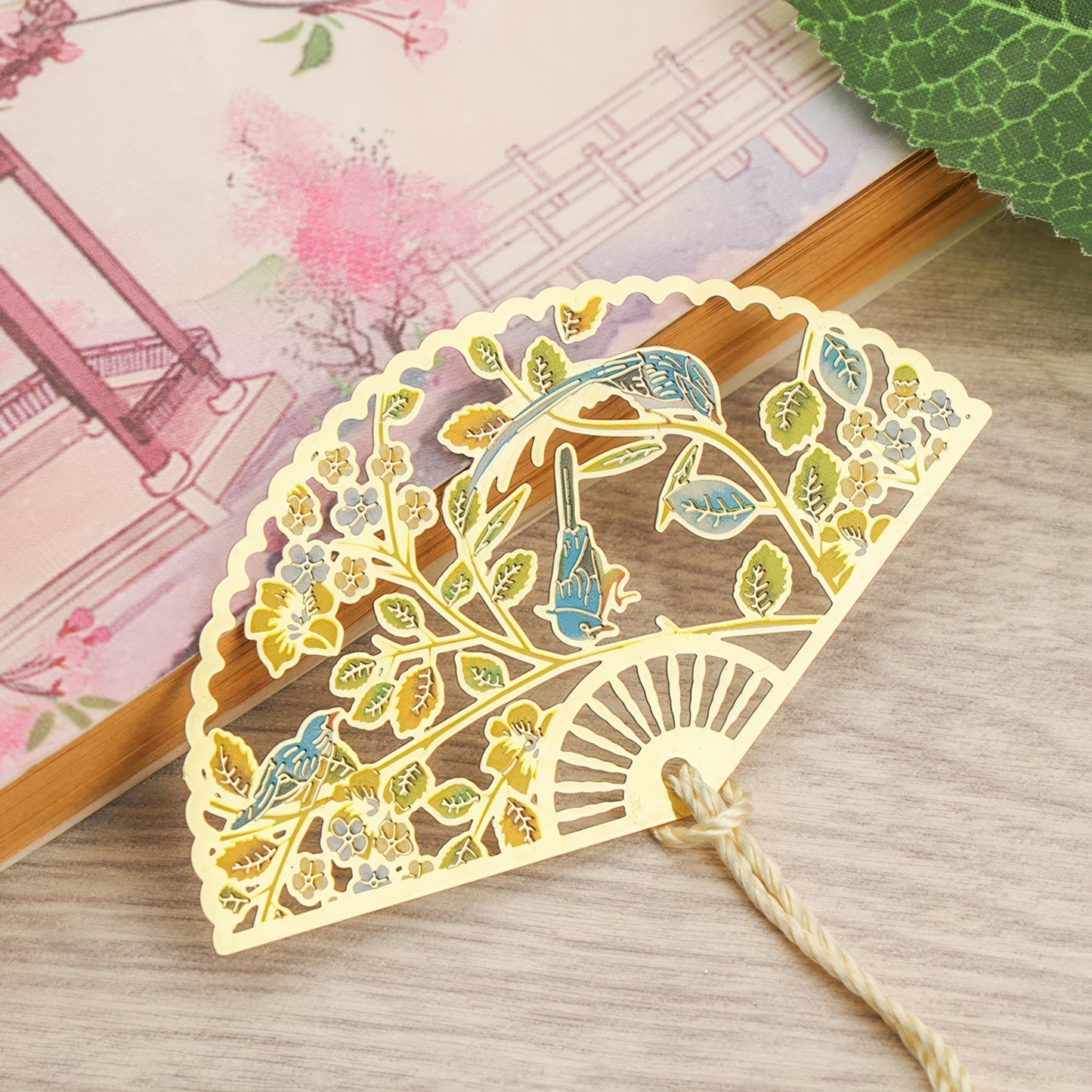 Chinese Folding Fan Shape Metal Bookmark