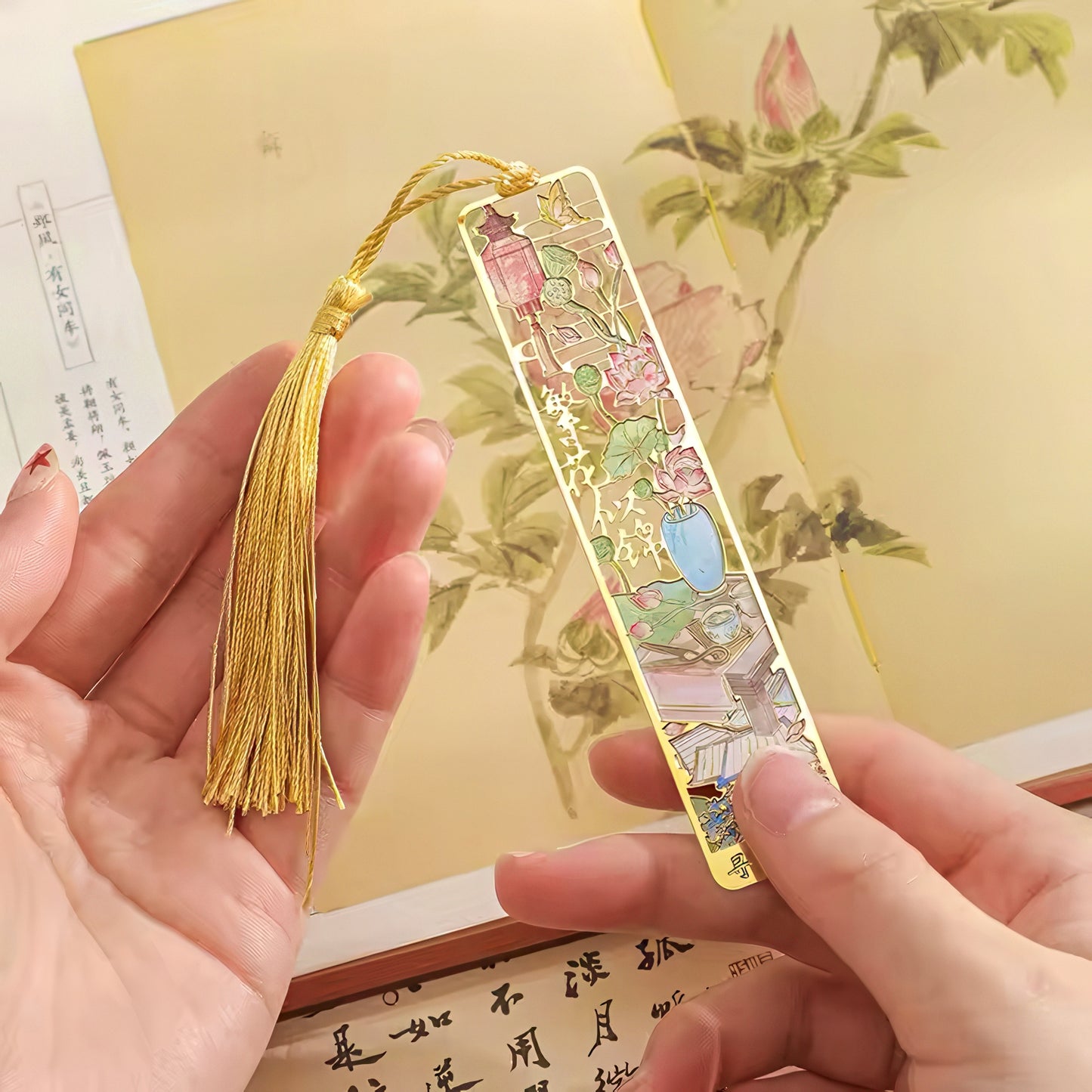 Chinese Aesthetic Art Themed Metal Bookmark
